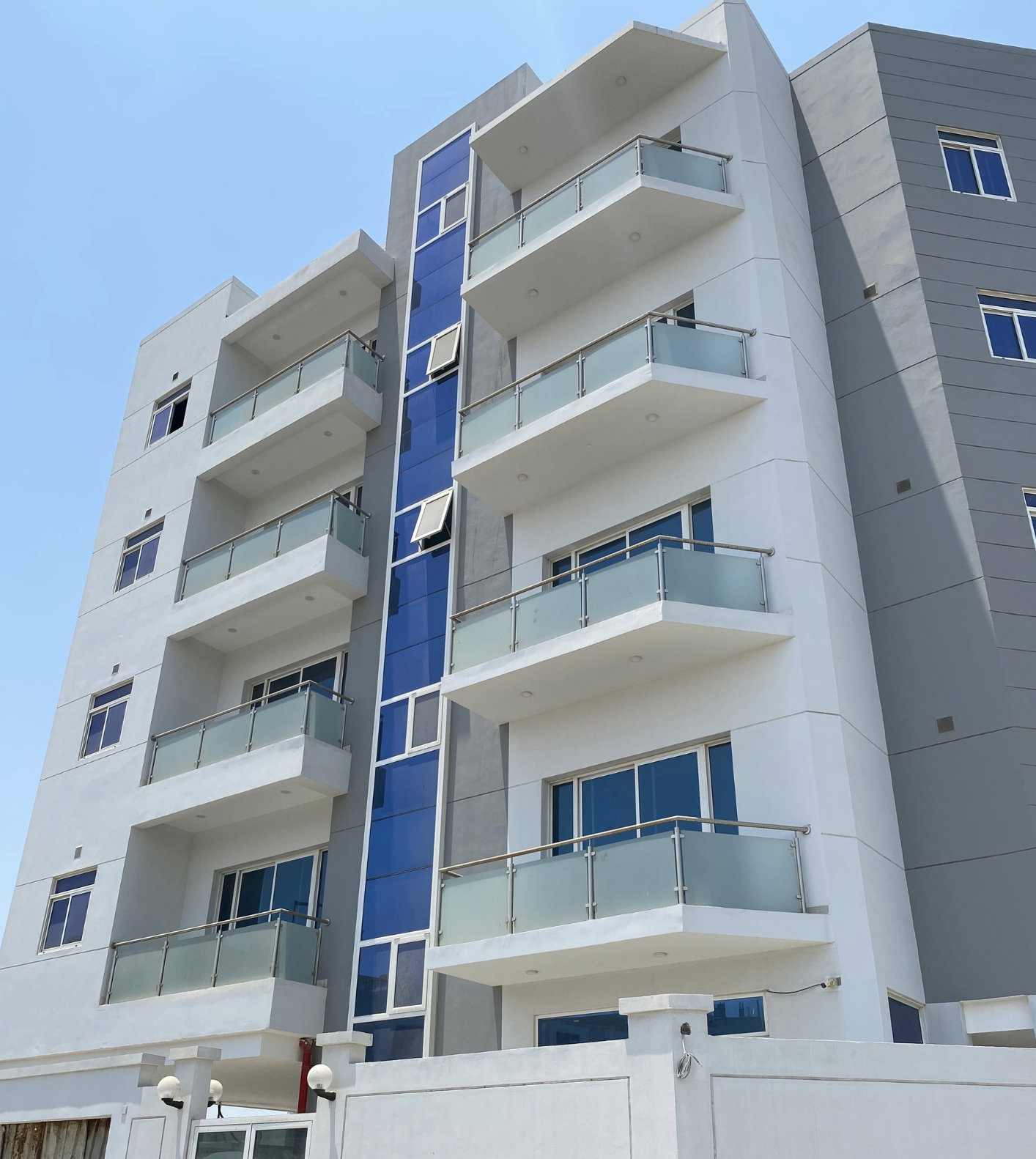 Residential building — balconies and glazed stair core