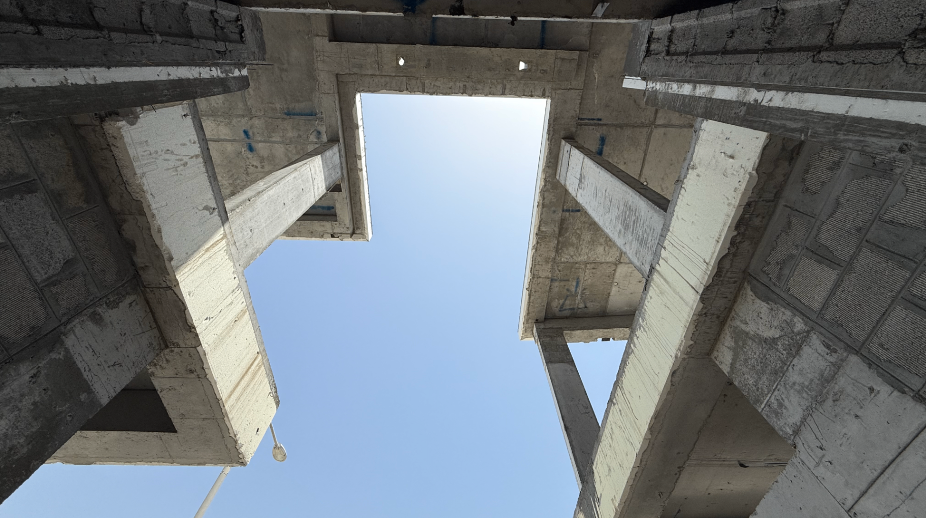 Al Eker Villa construction — Open sky courtyard and structural beams